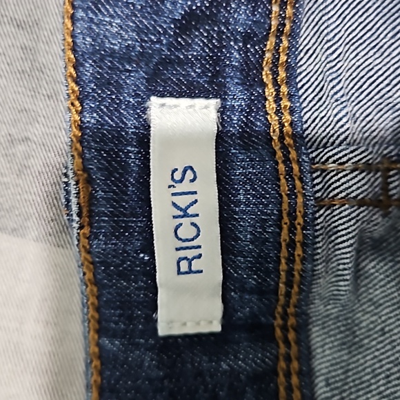 Ricki's Jean Capri - Picture 3 of 4